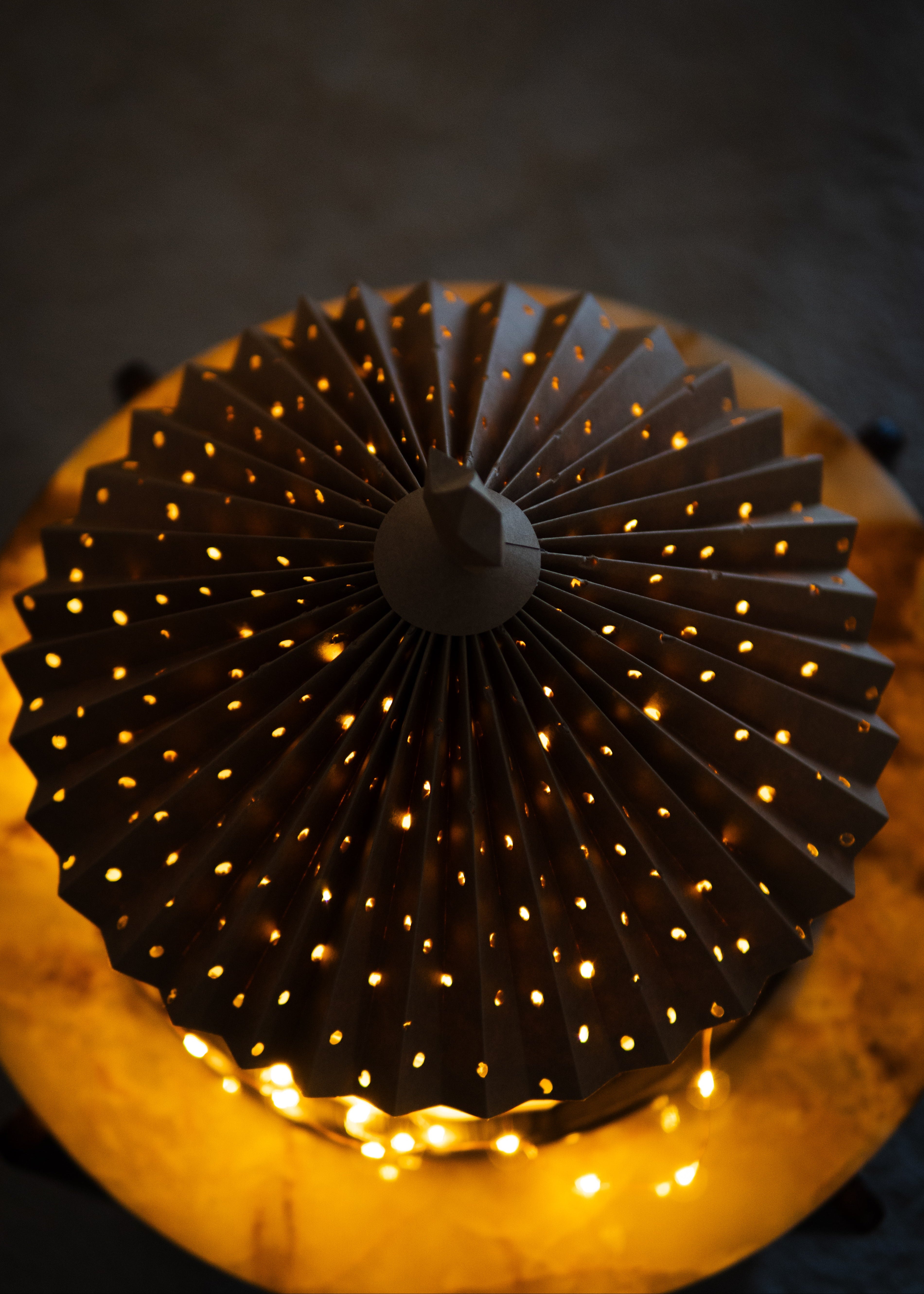 Maison de Noël en papier - Patron PDF