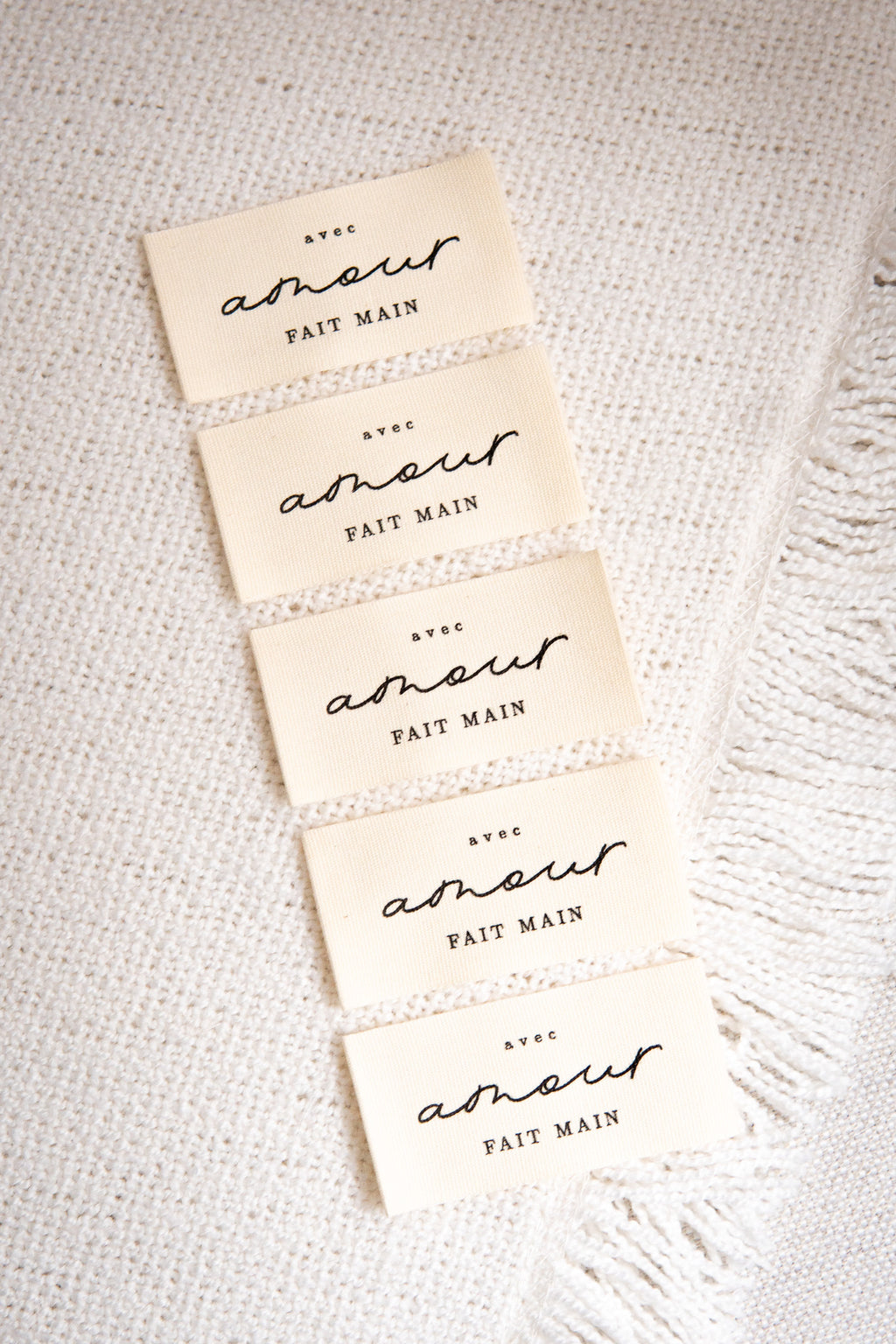 Lot de 5 étiquettes à coudre - Avec Amour, fait main